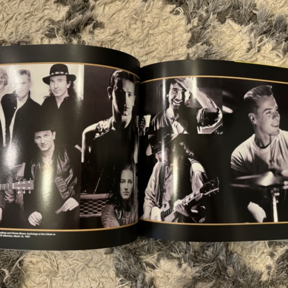 Limited Edition U2:UV Memorabilia Photo Album - Picture 5 of 7